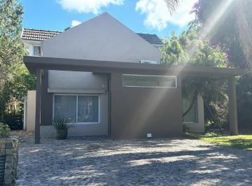 Casa de 5 ambientes, Berazategui · Casa en Venta | El Carmen Country Club