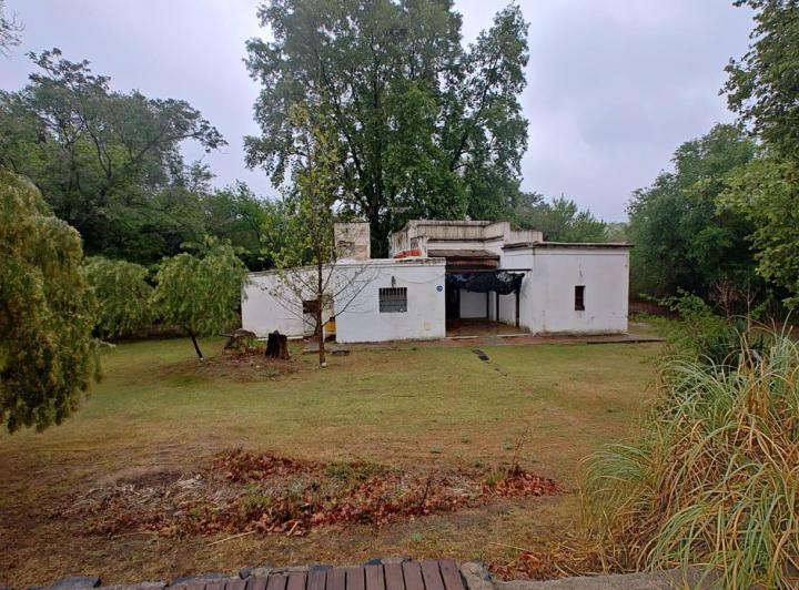 Terreno · 245m²