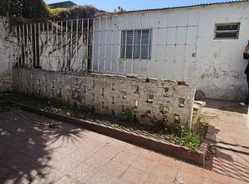 PH de 4 ambientes, Ciudad de Santa Fe · Casa Interna a Refaccionar en Barrio Candioti