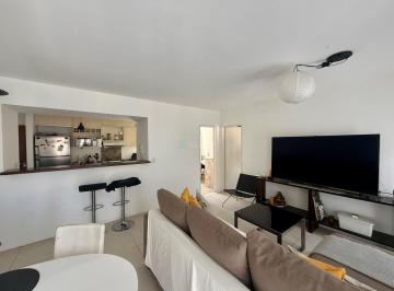 Departamento · 65m² · 2 Ambientes · 1 Cochera · Departamento en Venta Ubicado en San Isidro, G. B. a. Zona Norte, Argentina