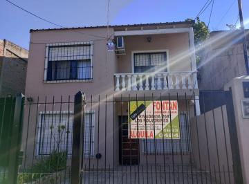 Casa de 3 ambientes, Malvinas Argentinas · En Alquiler Excelente Dúplex de Dos Dorm.