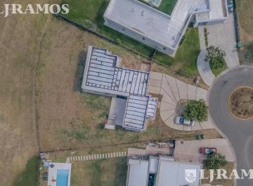 Casa · 855m² · 5 Ambientes · 1 Cochera · Casa 5 Ambientes en Área 12 de San Sebastián Mb