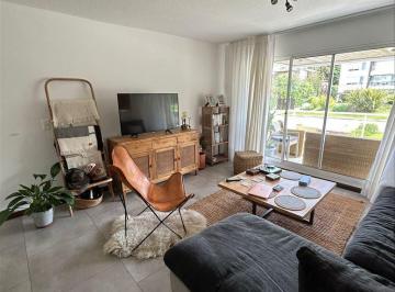 Departamento · 10m² · 3 Ambientes · Espectacular Dpto, a 50 m del Mar. Disponible Temporad
