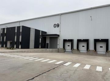 Depósito · 2200m² · Depósitos Aaa, Piso Hormigón H30 Red de Incendios Sprinklers - Hidrantes, Potencia de 7000kva