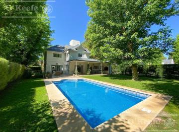 Casa · 228m² · 4 Ambientes · Casa en Venta 4 Ambientes en Abril Club de Campo, Guillermo Hudson Berazategui