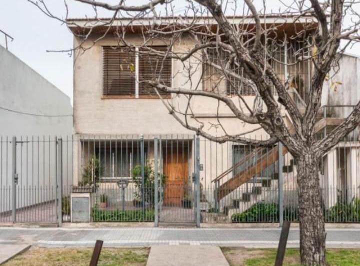 Casa · 185m² · 3 Ambientes · 2 Cocheras