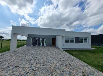 Casa de 4 ambientes, Ezeiza · San Simon de Canning! Precio Increible! 3 Dorm. con Fondo Libre!