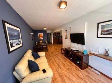 Departamento · 77m² · 3 Ambientes · 1 Cochera · Apartamento en Punta Carretas. 2 Dorm. y Garaje. 21 de Septiembre