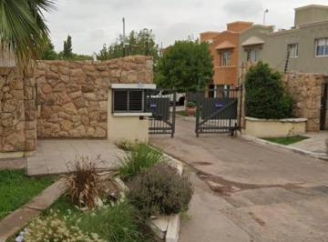 Casa de 6 ambientes, Guaymallén · Morro Inmobiliaria / Vende