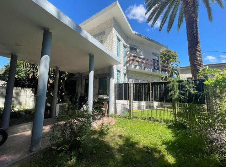 Casa · 189m² · 5 Ambientes · 1 Cochera