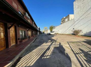 PH de 3 ambientes, Morón · Excelente Casa PH en Zona Residencial de Castelar Norte