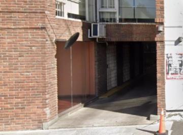 Garage · 21m² · 1 Cochera · Cochera Cubierta con Baulera Centro de Moron
