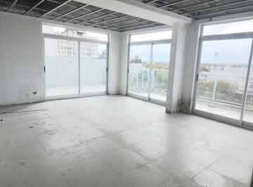 Departamento · 83m² · 3 Ambientes · Point Bleu - 3 Amb con Dormitorio en Suite en Torre con Amenities (Av San Martin 1700)