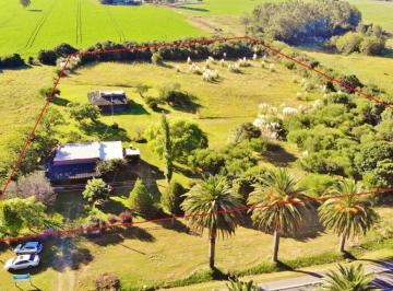Quinta vacacional · 18000m² · 5 Ambientes · 1 Cochera · Colonia del Sacramento - Chacra Excelentemente Ubicada