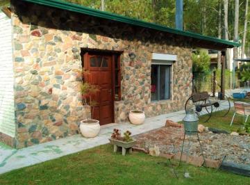 Casa · 501m² · 4 Ambientes · 2 Cocheras · Venta - Casa - 3 Dorm. - Balneario Zagarzazu - Carmelo