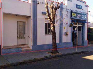 Casa · 289m² · 3 Ambientes · 1 Cochera · Venta - Casa y Galpón - 3 Dorm. - Carmelo - Zona Centro