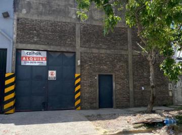 Bodega-Galpón · 312m² · Galpon en Alquiler a Una Cuadra del Parque Industrial Moron