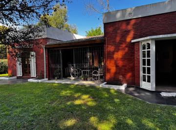 Quinta vacacional de 4 ambientes, Ezeiza · Venta Casa Quinta 3 Dorm. Pileta en Centro El Trebol