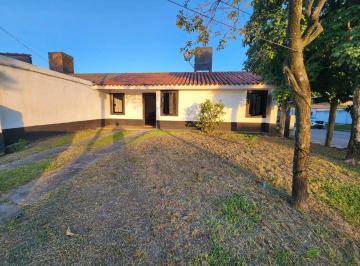 ISN-ISN-2220_2 · Casa 3 Dorm.. | Presidente Peron - San Miguel de Tucumán