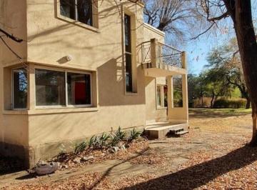 Casa de 4 ambientes, Villa Allende · Venta de Casa Villa Allende