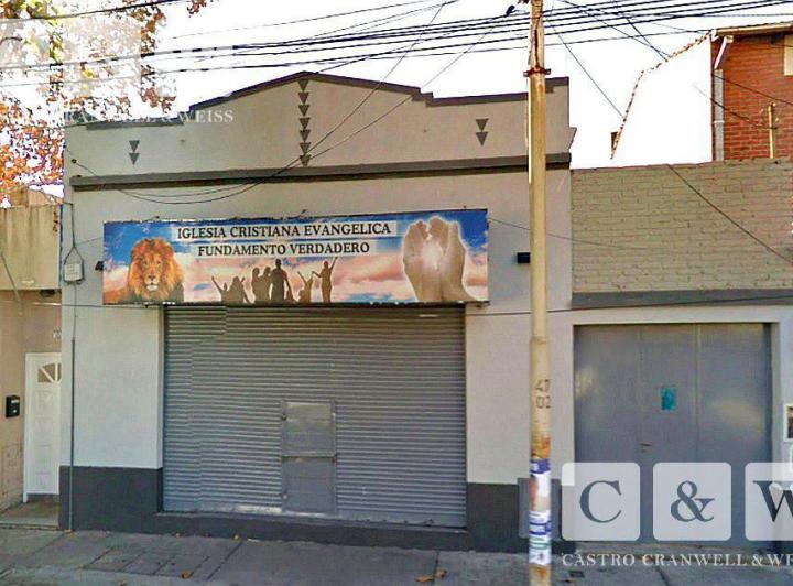 Local comercial · 200m²