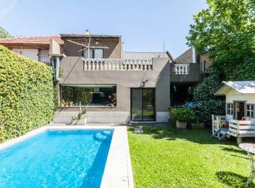 Casa de 7 ambientes, Lomas de Zamora · Venta Casa 5 Ambientes en Lavallol con Gran Fondo y Pileta