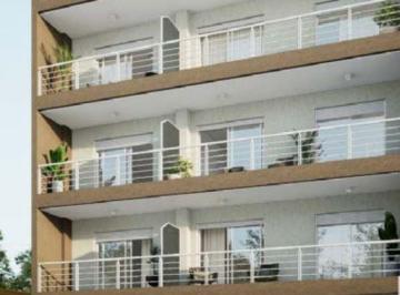 Departamento de 2 ambientes, Morón · Gran 2 Amb con Vestidor, Baño en Suite, Balcon - Venta en Pozo // Abel Costa 761