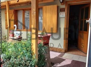Casa · 180m² · 8 Ambientes · Venta/permuta Casa + Departamento en Junin de Los Andes - Neuquen