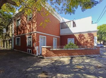 Terreno · 168m² · 6 Ambientes · 1 Cochera · Terreno en Esquina