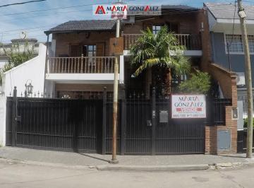 Casa · 300m² · 5 Ambientes · 3 Cocheras · Casa en Venta Villa Sarmiento