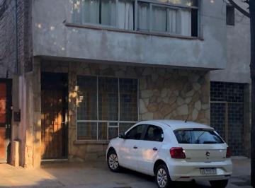 Departamento de 8 ambientes, Ciudad de Mendoza · Vende Departamento Cuarta Seccion Este