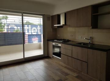 Departamento · 80m² · 4 Ambientes · 1 Cochera · Venta Departamento 2 Dorm. con Cochera Refineria