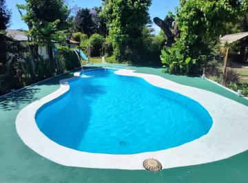 Quinta vacacional · 52m² · 3 Ambientes · Quinta en Grand Bourg - Venta