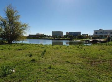 Terreno · 1142m² · Lote a La Laguna en Venta - Financia. barrio Magallanes - Hudson - 1.142 m²
