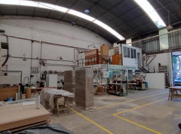 Bodega-Galpón · 1156m² · Dos Naves de 1200 m² Cbtos Playón - Parabólico 8 m - Entrada Camiones
