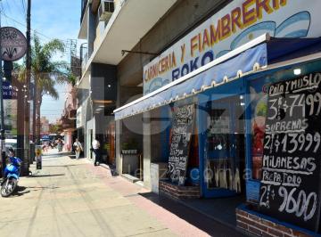 Local comercial · 462m² · Local en Lanús Oeste