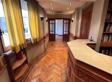 Departamento · 180m² · 6 Ambientes · Semipiso 6 Ambientes Al Frente. Terraza Propia. Apto Profesional. Centro de Lanús Oeste