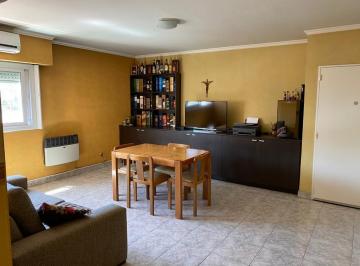 Departamento de 4 ambientes, La Matanza · Departamento 4 Amb Centrico