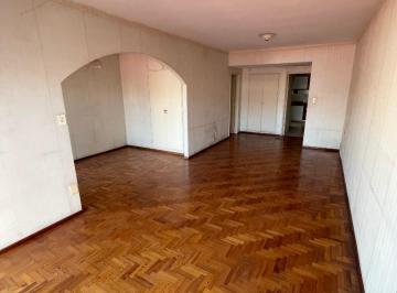 Departamento · 97m² · 3 Ambientes · Departamento 3 Amb con Gran Patio y Dependencia en Venta