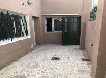 VENTA PH 3 AMBIENTES CON PATIO Y TERRAZA · Venta PH 3 Ambientes con Patio y Terraza
