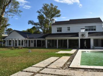 Casa de 5 ambientes, Berazategui · Casa | Venta | Abril Club de Campo