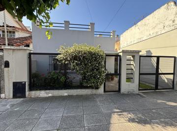 Terreno · 120m² · 4 Ambientes · 1 Cochera · Terreno 8,66x20. Apto Duplex. Olivos.