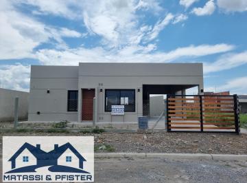 Casa · 95m² · 3 Ambientes · 2 Cocheras · Casa a Estrenar 2 Dor Eko Distrito