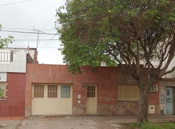 Casa · 165m² · 4 Ambientes · 1 Cochera · Venta Casa 2 Dorm. y Garage (B° Ntra. Sra. de La Guardia)