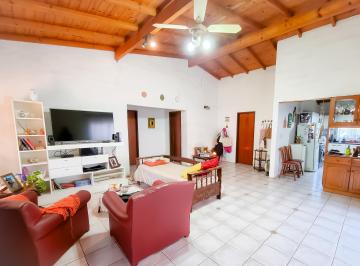 Casa de 4 ambientes, Tigre · Venta - Casa 4 Ambientes con Jardín y Cochera en Pacheco