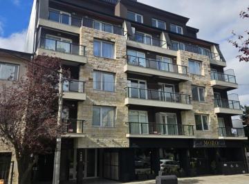 Departamento · 28m² · 1 Ambiente · Monoambiente Centrico 28 m² + 5 m² de Balcon - Unidad 2o G Torre Lago