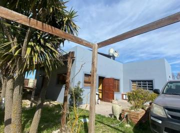 Casa · 80m² · 3 Ambientes · 1 Cochera · Casa en Camet Norte