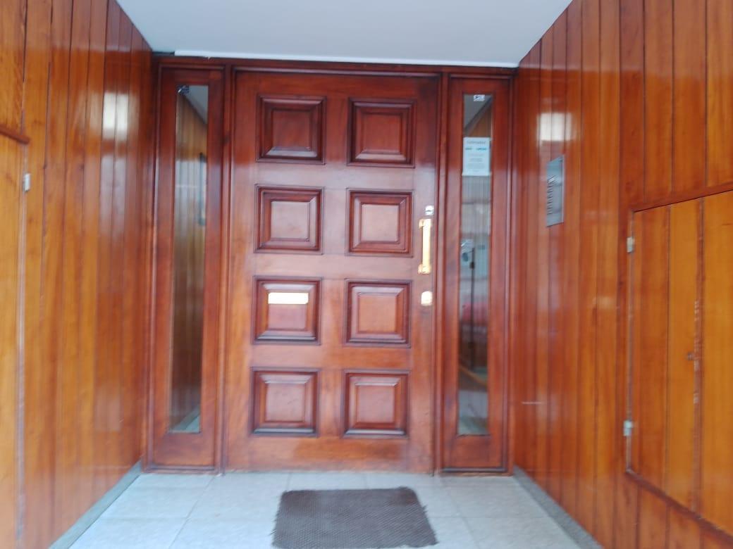 Hermoso departamento con vista al mar, ubicado en el tradicional barrio La Perla