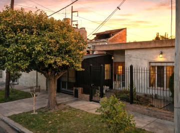 Casa de 3 ambientes, Quilmes · Casa con 300 m² Terreno, 2 Dorm. en Venta en Quilmes Oeste