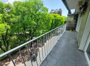Departamento · 80m² · 4 Ambientes · Venta 4 Amb 3 Baños Floresta